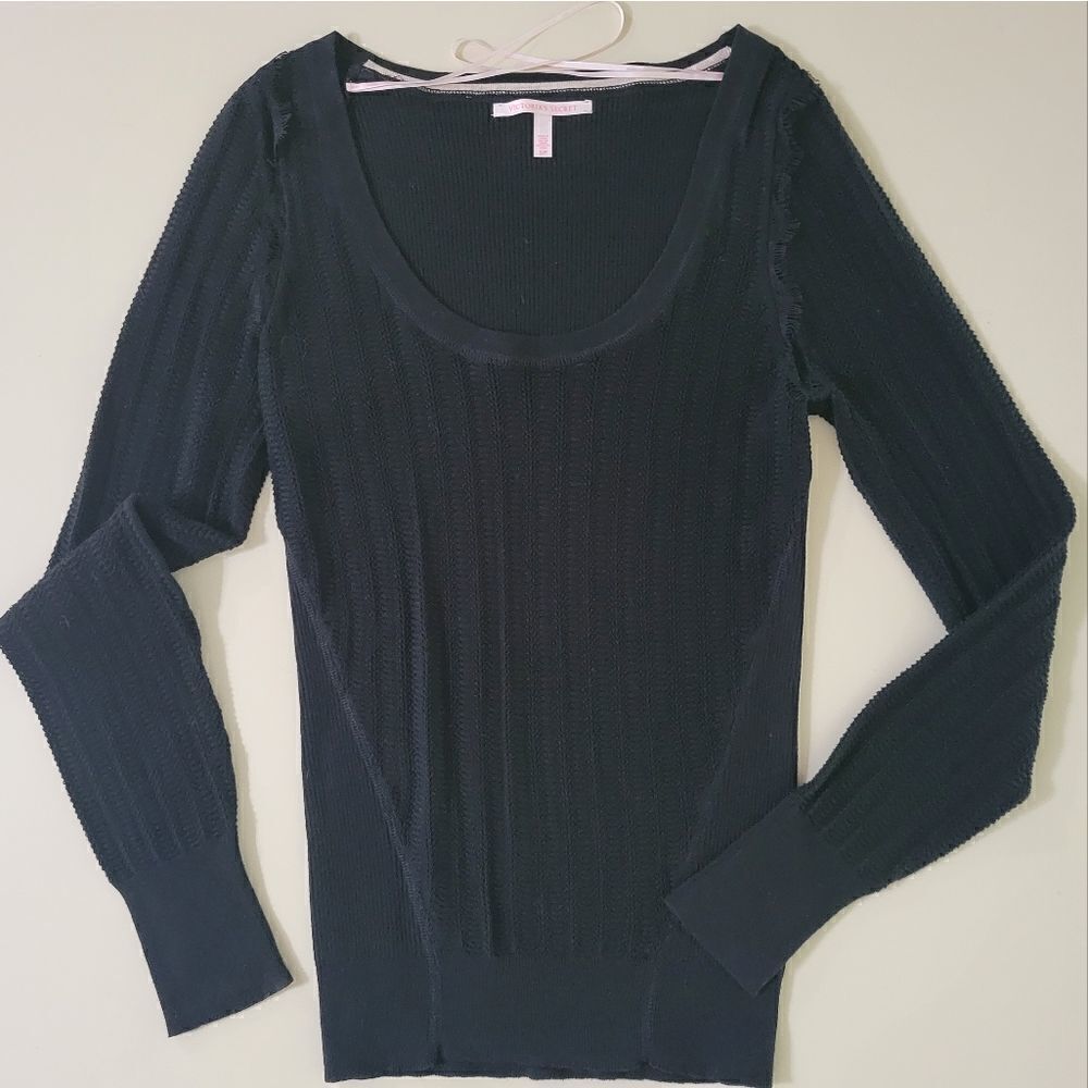 Victoria's Secret Women's Black Scoop Neck Lightweight Sweater with Lace NWOT